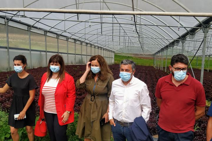 El consejero de Medio Rural elogia la iniciativa LEADER como fórmula para crear empleo y fijar población El consejero de Medio Rural elogia la iniciativa LEADER como fórmula para crear empleo y fijar población