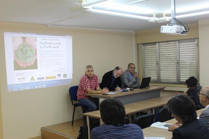 Las empresas de economía social ayudan a crear empleo y fijar población en el medio rural Las empresas de economía social ayudan a crear empleo y fijar población en el medio rural